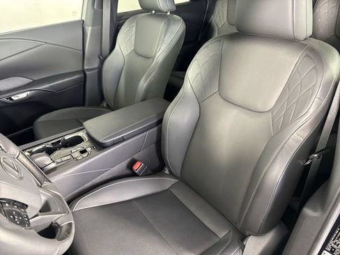 Used 2025 Lexus RX 350 Premium w/ Convenience Package AWD/4WD image 22