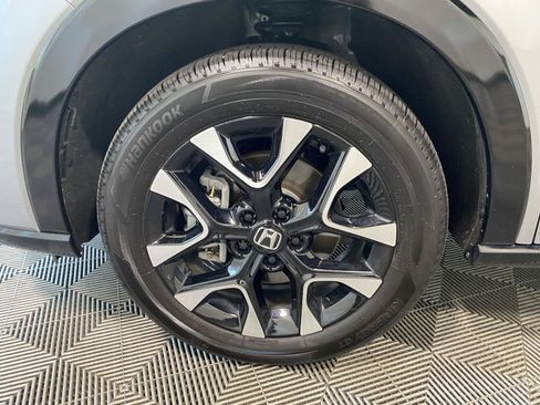 Used 2026 Honda HR-V EX-L image 10
