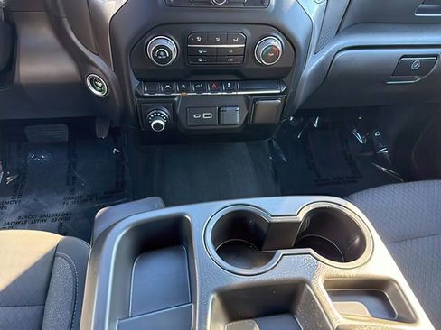 Used 2023 Chevrolet Silverado 1500 Custom image 26