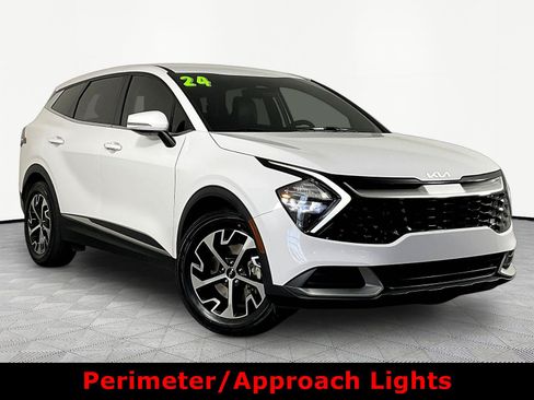 Used 2023 Kia Sportage EX FWD image 3