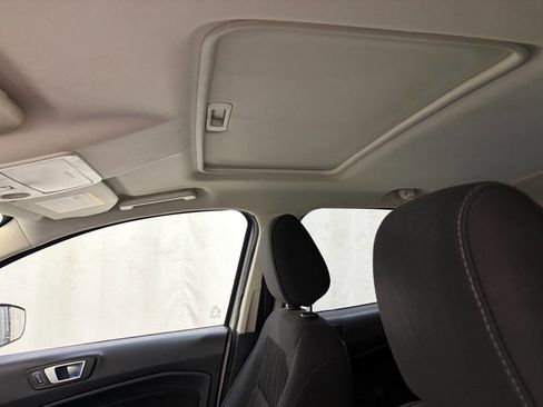 Used 2019 Ford EcoSport SE w/ SE Convenience Package image 15