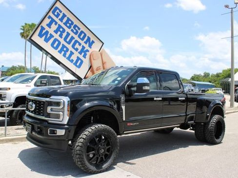 Used 2026 Ford F450 Platinum w/ Platinum Plus Package AWD/4WD image 1