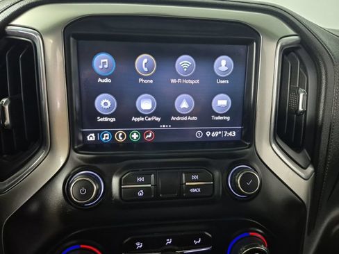 Used 2020 Chevrolet Silverado 2500 LTZ w/ LTZ Convenience Package AWD/4WD image 16
