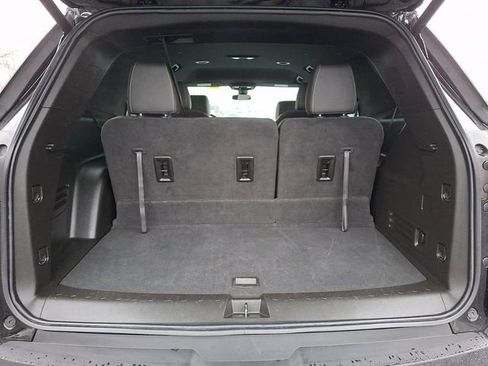 Used 2023 Chevrolet Traverse LT AWD/4WD image 29