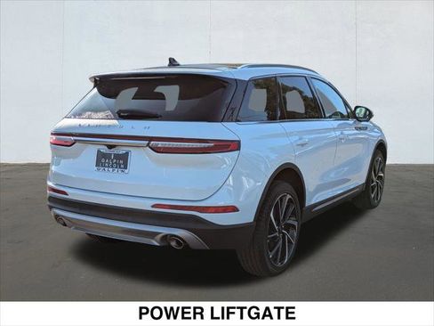 New 2024 Lincoln Corsair Reserve w/ Equipment Group 201A image 2