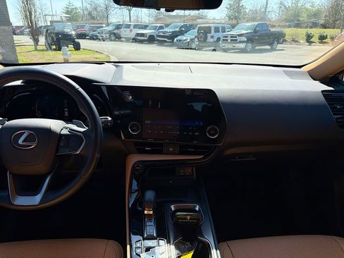 Used 2023 Lexus NX 350 AWD image 21