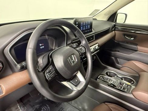 Used 2025 Honda Pilot Elite image 17
