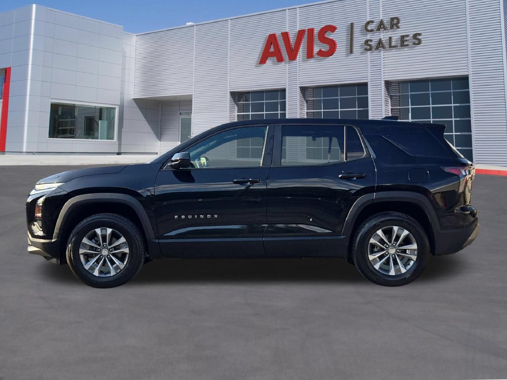 Used 2026 Chevrolet Equinox LT FWD image 10