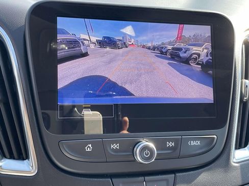 Used 2024 Chevrolet Malibu LT image 18