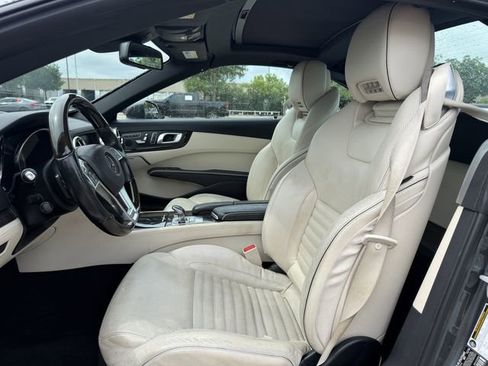 Used 2015 Mercedes-Benz SL 400 w/ Premium I Package image 26