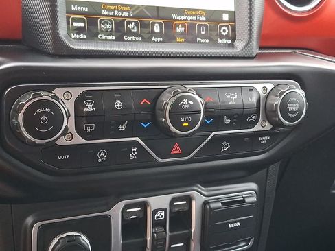 Used 2020 Jeep Wrangler Unlimited Rubicon AWD/4WD image 15