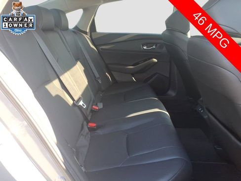 Used 2025 Honda Accord Touring image 11