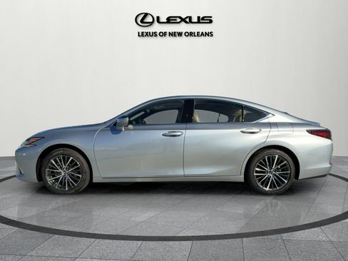 New 2025 Lexus ES 350 350 image 4