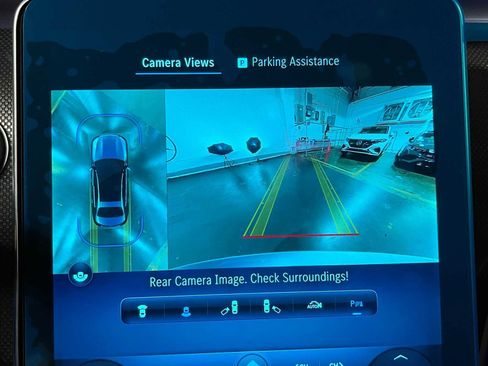 Used 2025 Mercedes-Benz C 300 4MATIC Sedan image 30