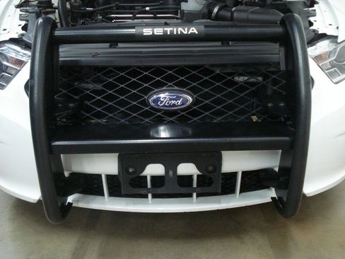 Used 2016 Ford Taurus Police Interceptor AWD w/ Ready For The Road Package image 22