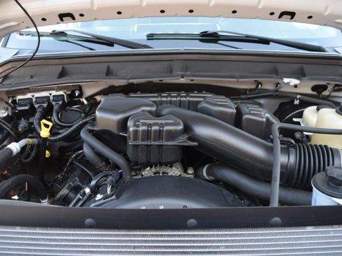 Used 2016 Ford F250 XL w/ Power Equipment Group RWD image 25