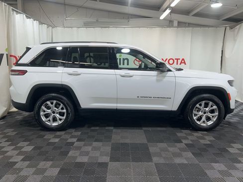 Used 2023 Jeep Grand Cherokee Limited image 8