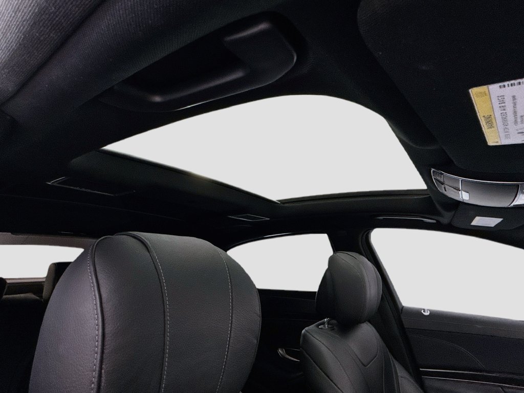 Used 2017 Mercedes-Benz S 550 Sedan image 17