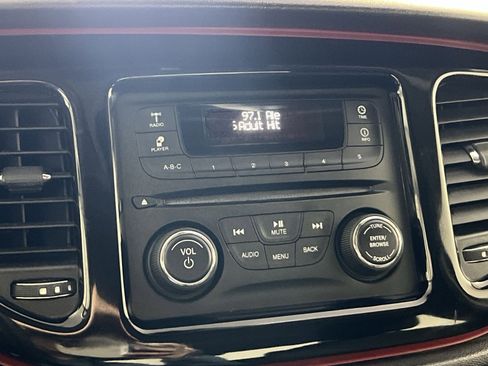 Used 2015 Dodge Dart SXT image 18