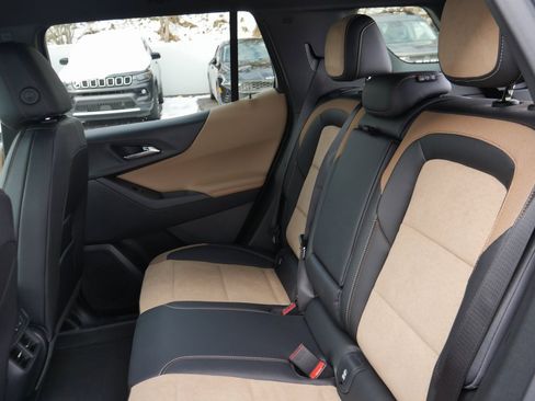 New 2026 Chevrolet Equinox ACTIV w/ Convenience Package III image 26