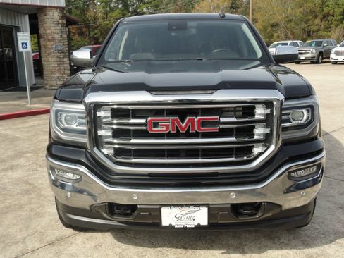 Used 2018 GMC Sierra 1500 SLT image 2
