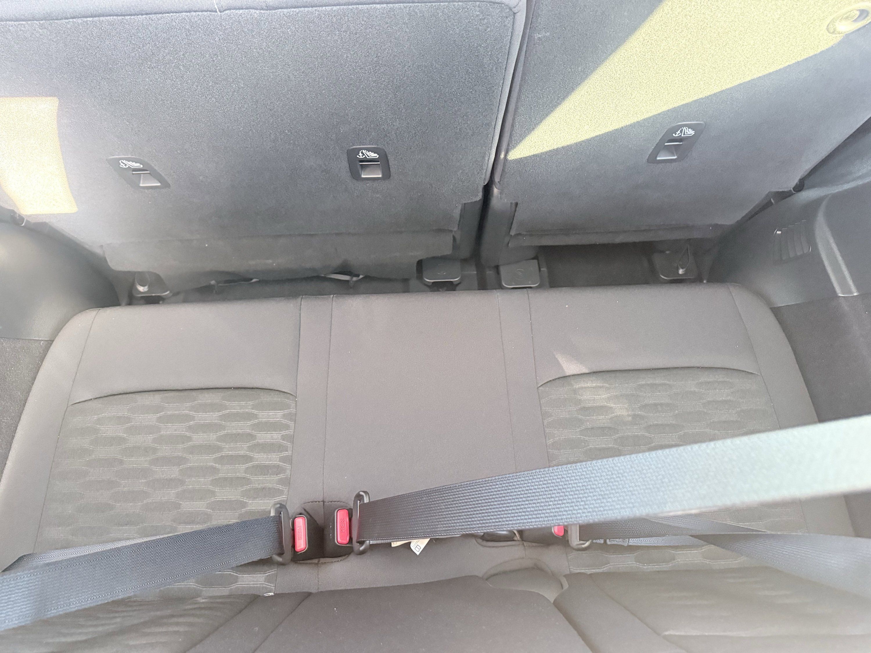 Used 2025 Nissan Pathfinder S AWD/4WD image 14