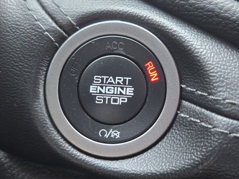 Used 2023 Dodge Durango SXT Launch Edition AWD/4WD image 24