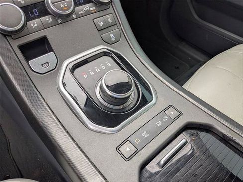 Used 2019 Land Rover Range Rover Evoque SE Premium AWD/4WD image 12