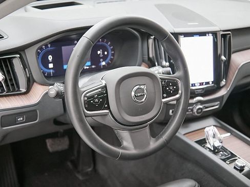 Certified 2023 Volvo XC60 B5 Ultimate w/ Climate Package image 13