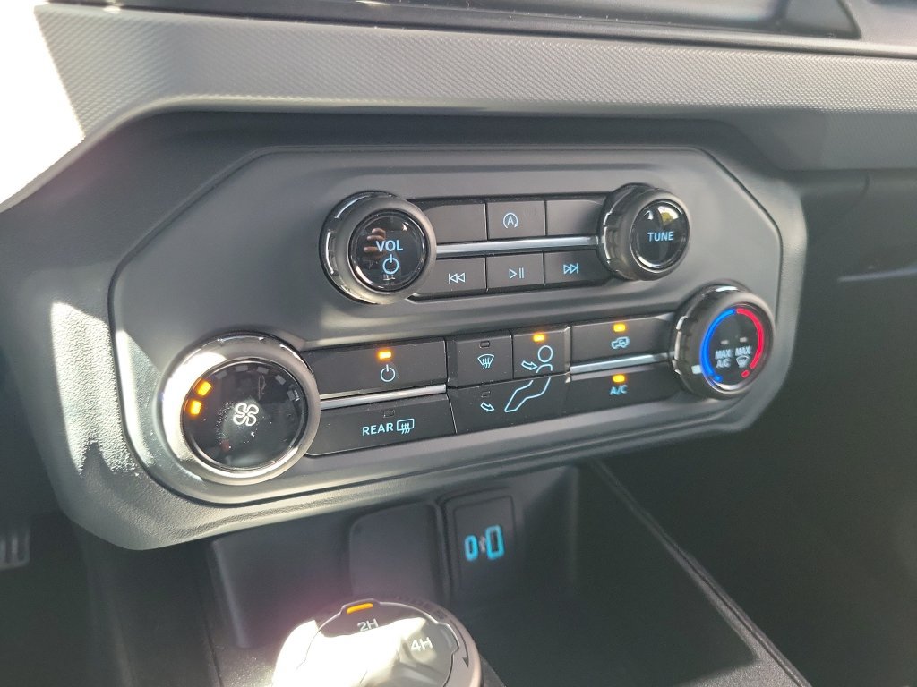 Used 2022 Ford Bronco 2-Door AWD/4WD image 21