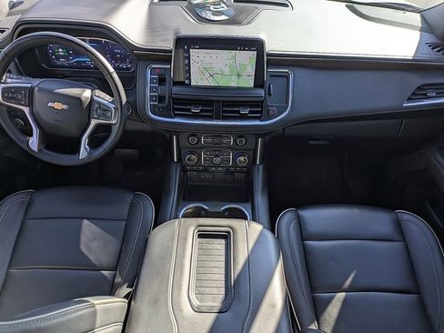 Used 2024 Chevrolet Suburban Premier image 14