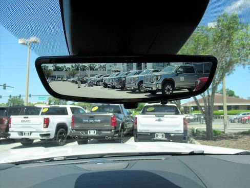 Used 2024 GMC Yukon XL Denali w/ Denali Reserve Package AWD/4WD image 32