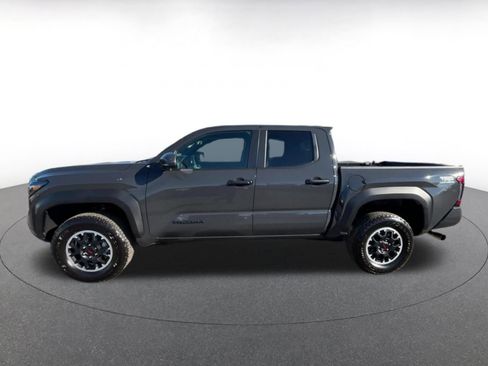 Used 2025 Toyota Tacoma TRD Off-Road image 8