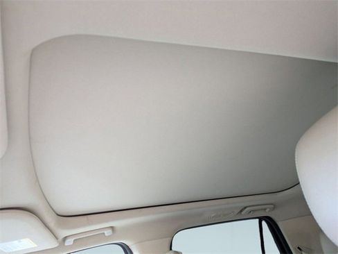 Used 2024 Ford Expedition Max Limited image 25