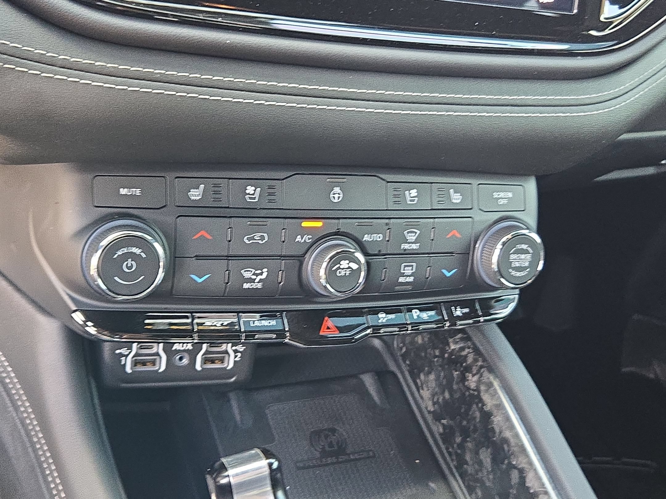 Used 2024 Dodge Durango SRT AWD/4WD image 17