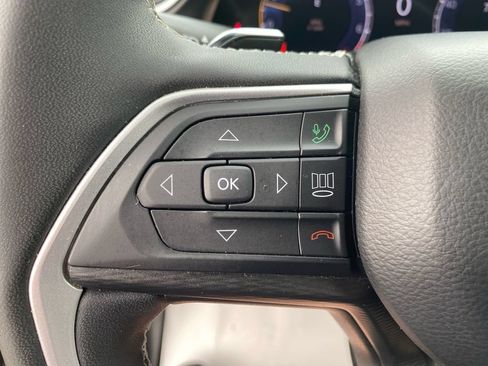 Used 2023 Jeep Grand Cherokee L Laredo AWD/4WD image 19