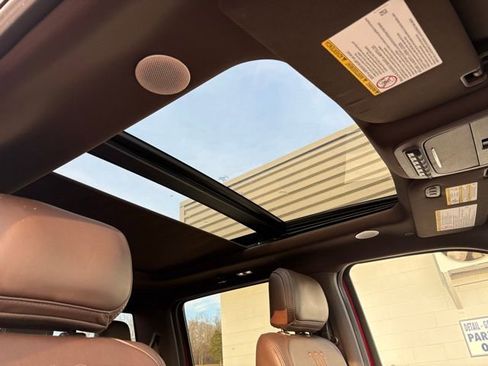 Used 2024 Ford F250 King Ranch w/ Chrome Package image 33