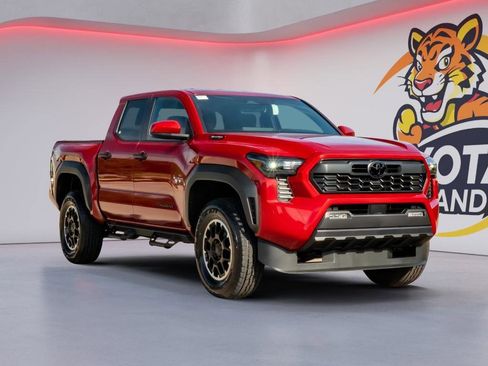 Used 2026 Toyota Tacoma TRD Off-Road AWD/4WD image 3