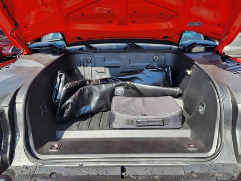 New 2026 GMC Hummer EV 4x4 Crew Cab image 9