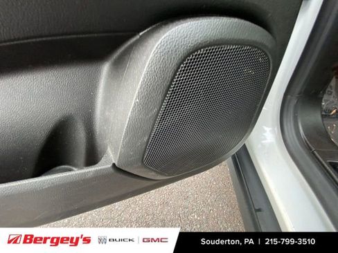 Used 2016 Cadillac SRX FWD image 26