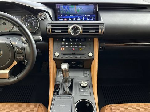 Used 2022 Lexus RC 300 AWD image 24