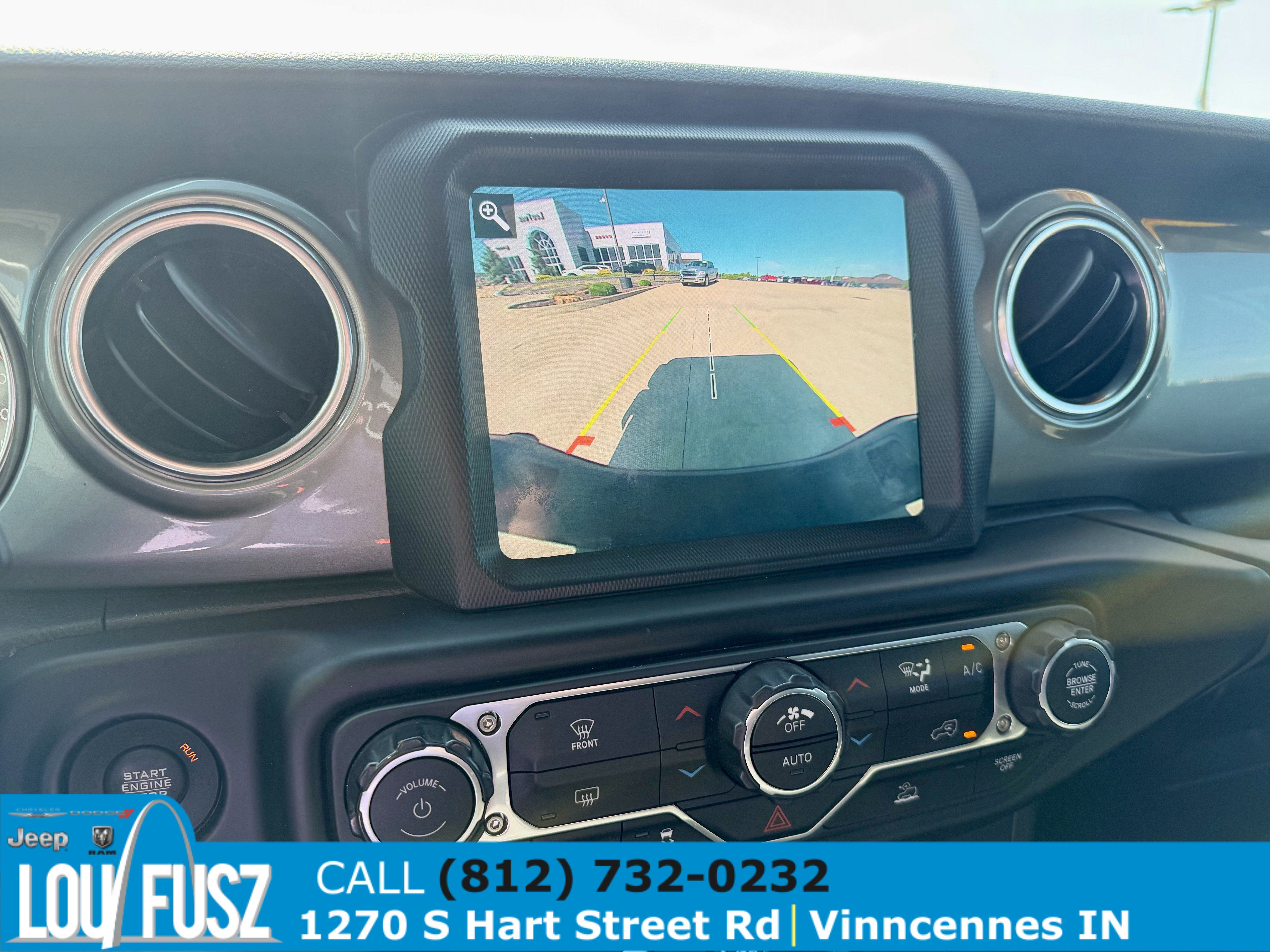 Used 2020 Jeep Gladiator Overland AWD/4WD image 15