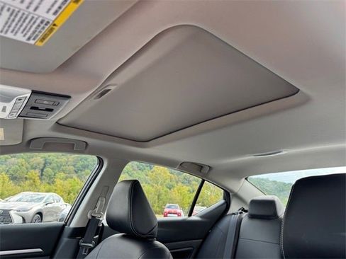 Used 2022 Nissan Altima 2.5 SL image 16