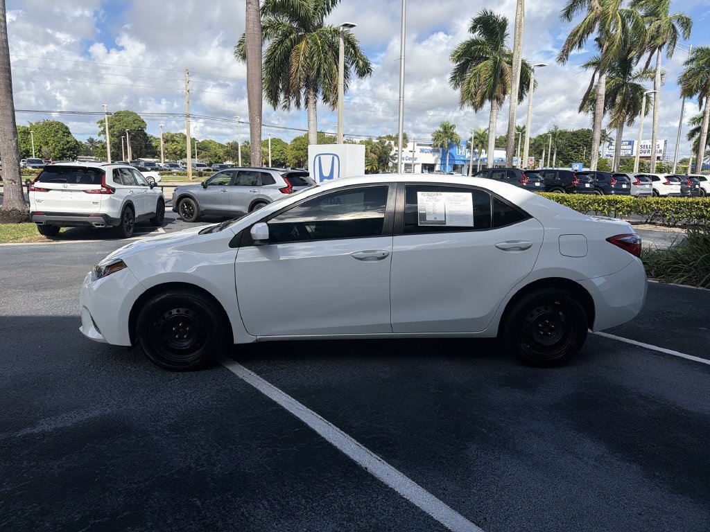Used 2016 Toyota Corolla LE FWD image 21