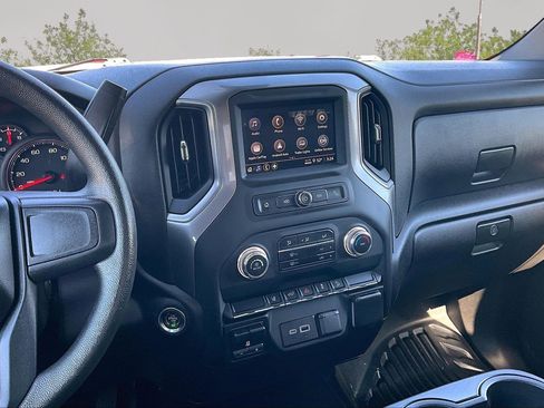 Used 2024 GMC Sierra 3500 Pro image 6