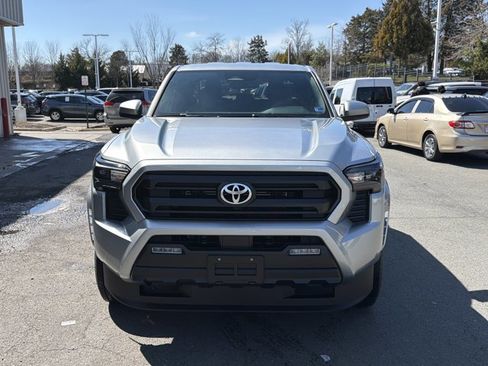 New 2026 Toyota Tacoma SR5 image 2