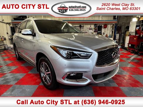 Used 2020 INFINITI QX60 Luxe w/ Essential Package image 1