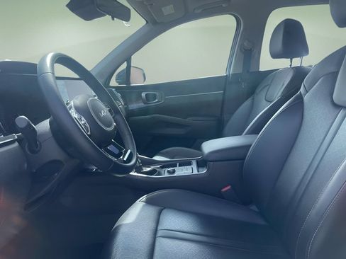 Used 2023 Kia Sorento S w/ Panoramic Sunroof Package FWD image 20