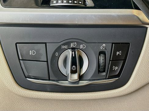 Used 2019 BMW X3 xDrive30i w/ Convenience Package AWD/4WD image 17