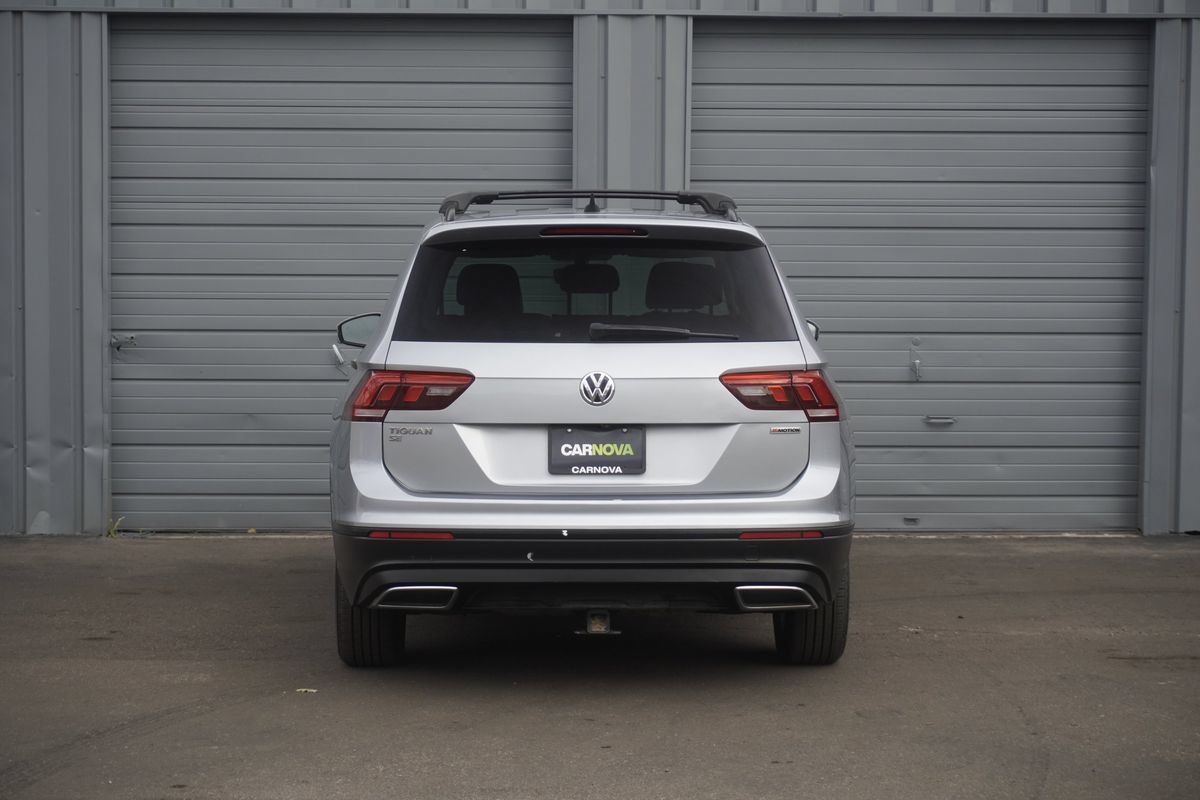 Used 2019 Volkswagen Tiguan SE w/ Panoramic Sunroof Package AWD/4WD image 3